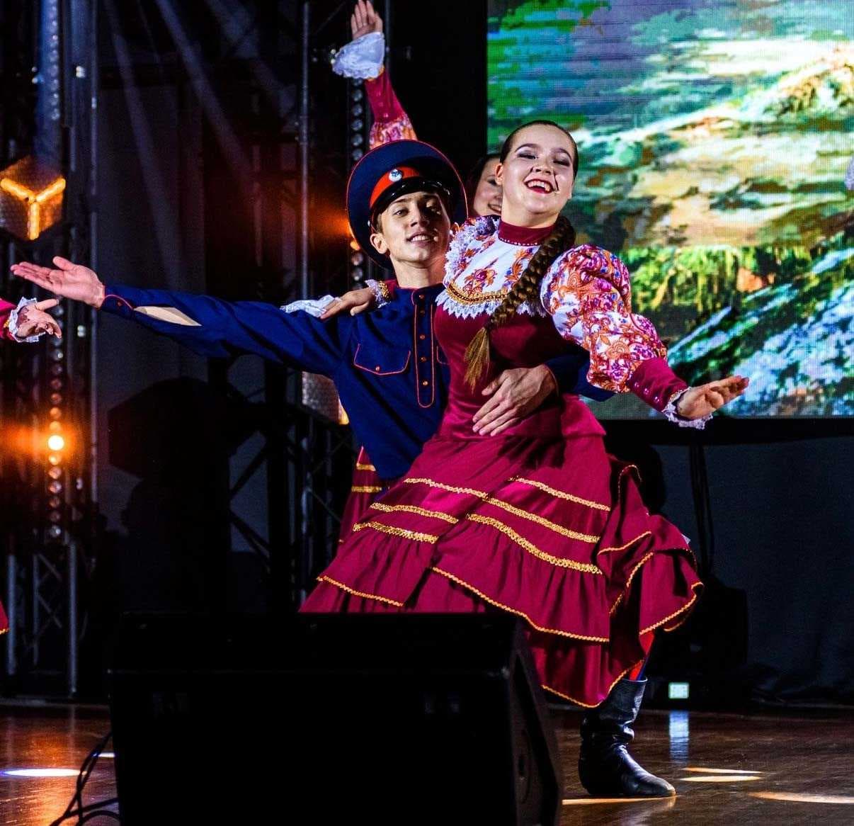 Костюмерная база